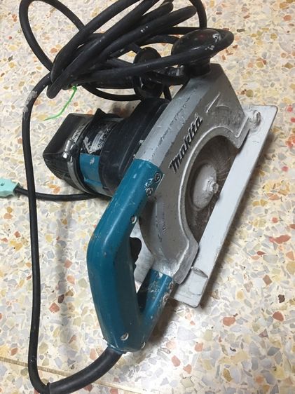 เลื่อยตัดปูนตัดกระเบื้องไฟฟ้า makita 41O7B รุ่นใหญ่สภาพดีพร้อมใช้งานแท้