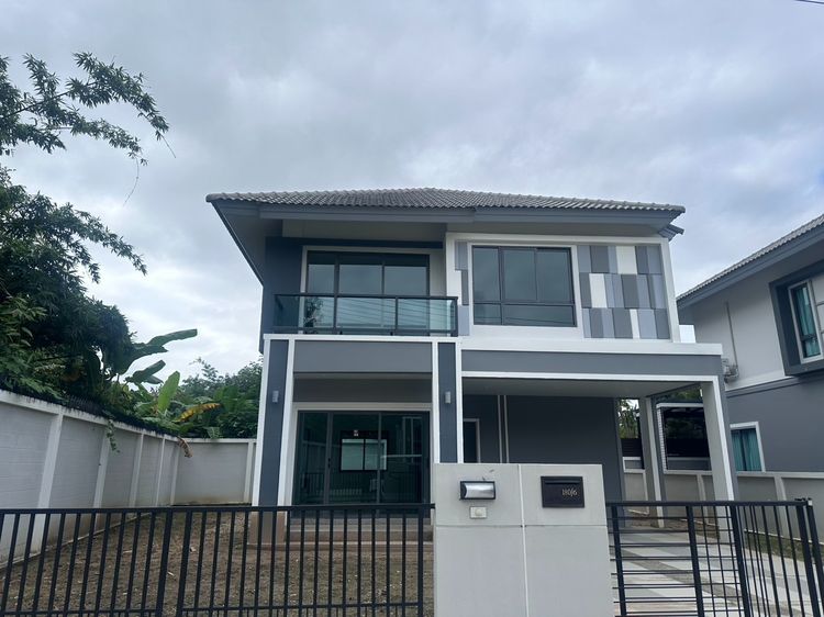 บ้านกาญจน์กนก 22 บ้านยวม-สันกำแพง บ้านเดี่ยวหลังใหญ่ ที่ดินเยอะ ทำเลใจกลางเมือง ใกล้ตลาดเจริญ เจริญ