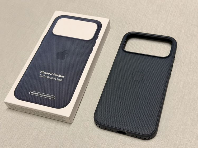 iphone 17 Pro Max TechWoven Case รูปที่ 2