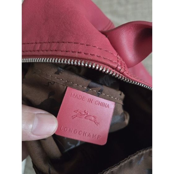 Longchamp Cuir หนังแกะแท้ สี Cyclamen Pink Size S ราคา 3,200 รวมส่ง ของแท้ 100% มีปลายทาง รูปที่ 3
