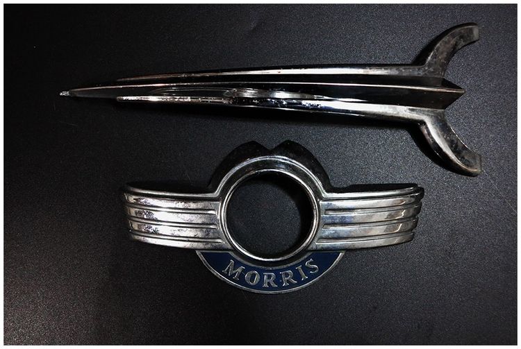 Hood Ornament สัญลักษณ์ปฝากระโปรงหน้ารถยนต์ Morris Oxford