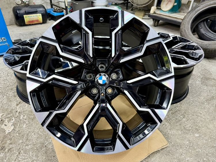 20" ล้อแม็ก BMW X3 ขอบ 20” หน้ากว้าง 9” ET 24 หลังกว้าง 10,5” ET 44 ถอดป้ายแดง