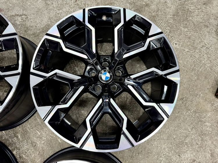 ล้อแม็ก BMW X3 ขอบ 20” หน้ากว้าง 9” ET 24 หลังกว้าง 10,5” ET 44 ถอดป้ายแดง รูปที่ 8