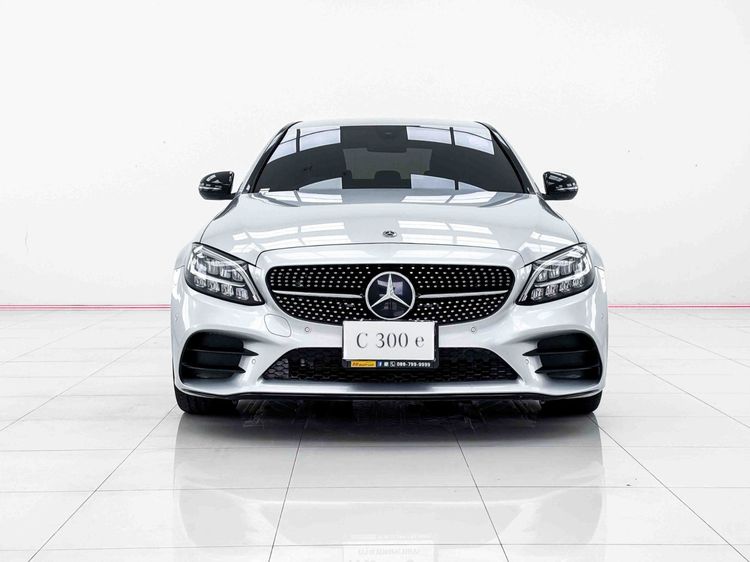 Mercedes-Benz C-Class 2023 C300e Sedan ปลั๊กอินไฮบริด (PHEV) ไม่ติดแก๊ส เกียร์อัตโนมัติ เทา รูปที่ 4