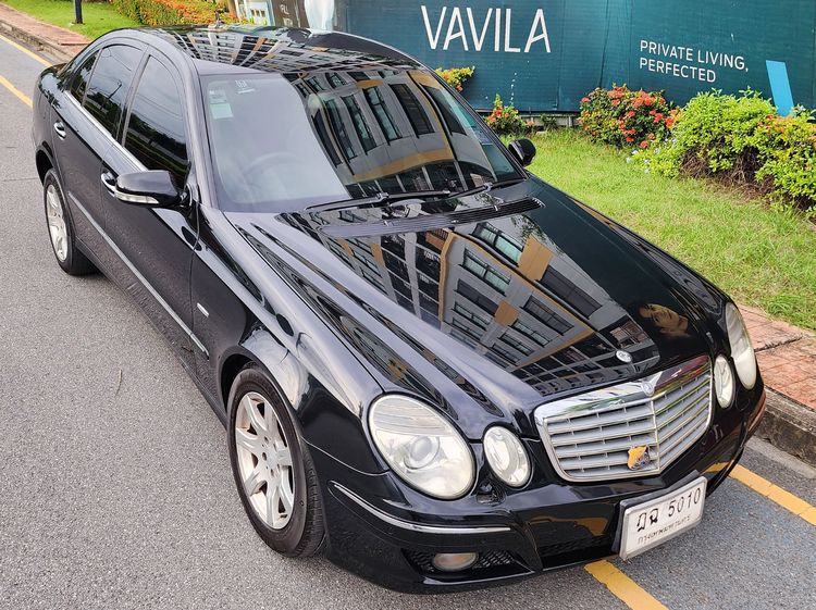 รถ Mercedes-Benz E-Class E200 Kompressor สี ดำ
