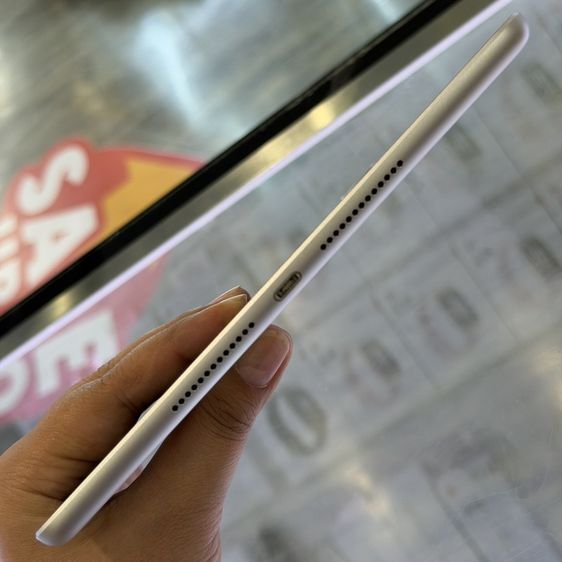 iPad Gen9 64GB ใส่ซิม(Cellular+WiFi) สีขาว เครื่องศูนย์ โมเดลTH สภาพสวยมากๆ เครื่องใช้งานดีเยี่ยม ครบยกกล่อง🔥🔥 รูปที่ 6