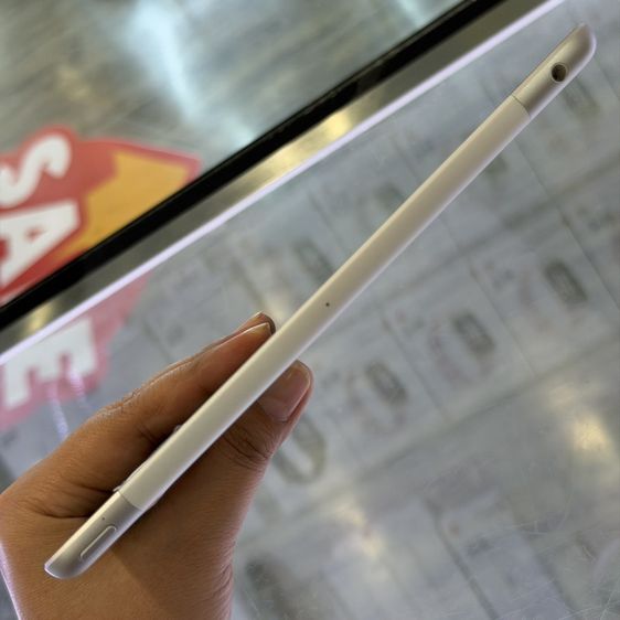 iPad Gen9 64GB ใส่ซิม(Cellular+WiFi) สีขาว เครื่องศูนย์ โมเดลTH สภาพสวยมากๆ เครื่องใช้งานดีเยี่ยม ครบยกกล่อง🔥🔥 รูปที่ 7