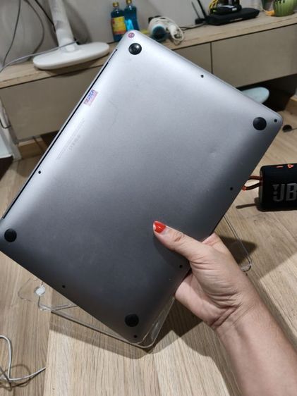 MacBook Air 13 นิ้ว ปี 2020 ชิป Intel Core i3 มือ2  พร้อมเคสใส เม้าท์ ที่ชาร์จเทียบเท่า รูปที่ 3