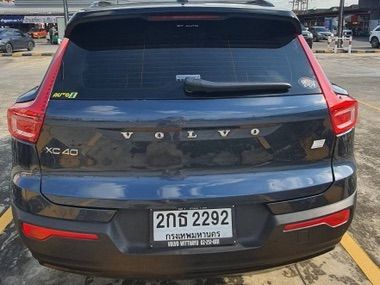 Volvo XC40 2022 Recharge 1.5 T5 Inscription Utility-car เบนซิน ไม่ติดแก๊ส เกียร์อัตโนมัติ น้ำเงิน รูปที่ 2