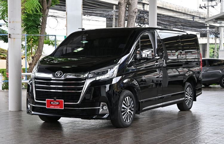 Toyota Majesty 2020 2.8 Premium Van ดีเซล ไม่ติดแก๊ส เกียร์อัตโนมัติ ดำ