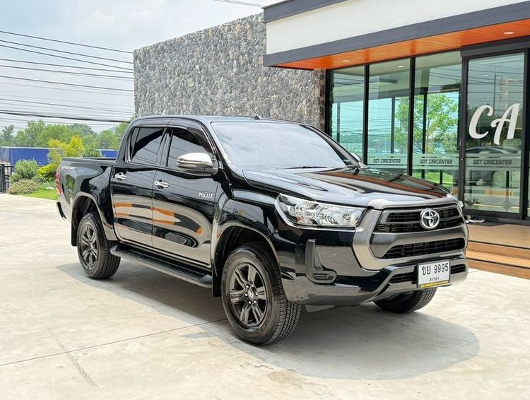 รถ Toyota Hilux Revo Double Cab 2.4 Entry Prerunner สี ดำ