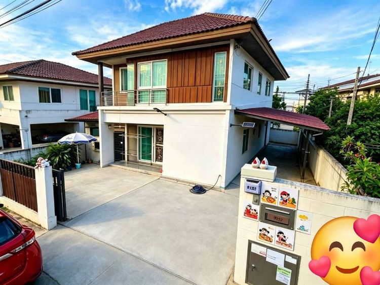Land and Houses มีบางส่วน สร้างเสร็จก่อน 2010 ไม่ใช่ ขายบ้าน รูปที่ 2