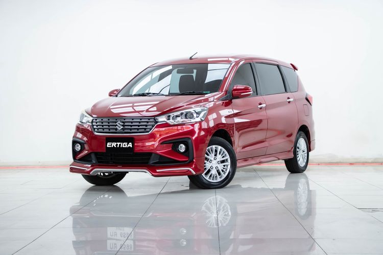 รถ Suzuki Ertiga 1.5 GX สี แดง