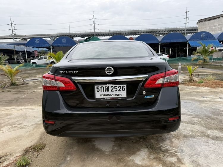 Nissan Sylphy 2015 1.6 V Sedan เบนซิน ไม่ติดแก๊ส เกียร์อัตโนมัติ ดำ รูปที่ 4