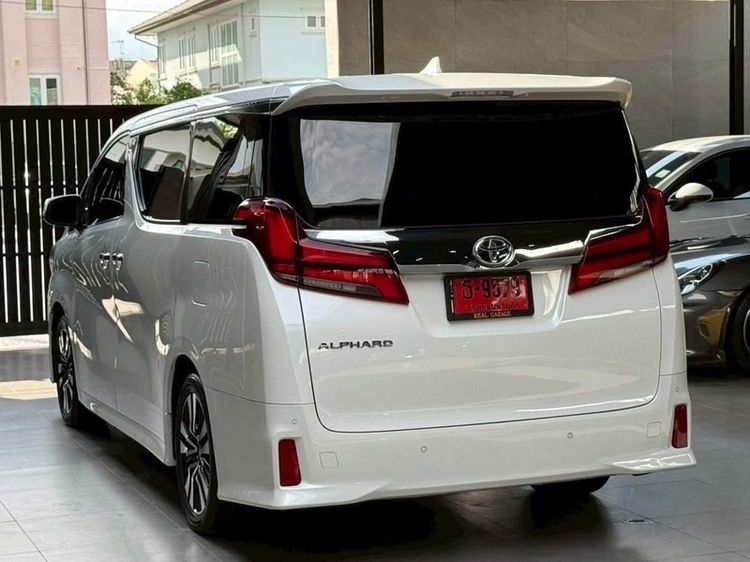 Toyota Alphard 2023 2.5 S C-Package Van เบนซิน ไม่ติดแก๊ส เกียร์อัตโนมัติ ขาว รูปที่ 3