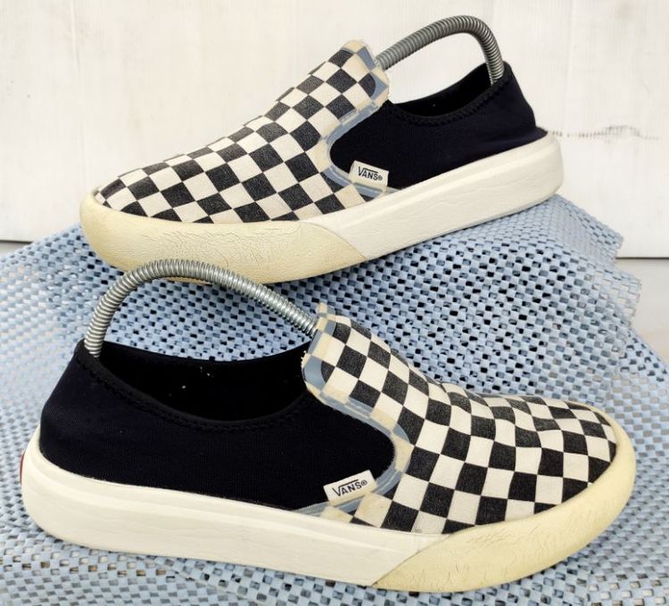 รองเท้า💥VANS Slip - On💥ของแท้‼️พื้นเดิม นิ่ม เบา สวยๆ เดิม สภาพดี💥ไซร์ 42 รูปที่ 2