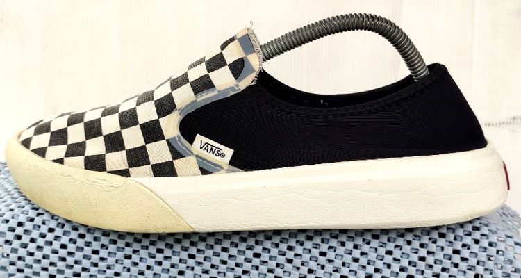 รองเท้า💥VANS Slip - On💥ของแท้‼️พื้นเดิม นิ่ม เบา สวยๆ เดิม สภาพดี💥ไซร์ 42 รูปที่ 4