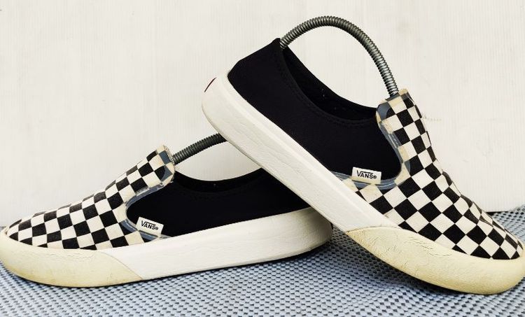 รองเท้า💥VANS Slip - On💥ของแท้‼️พื้นเดิม นิ่ม เบา สวยๆ เดิม สภาพดี💥ไซร์ 42 รูปที่ 9