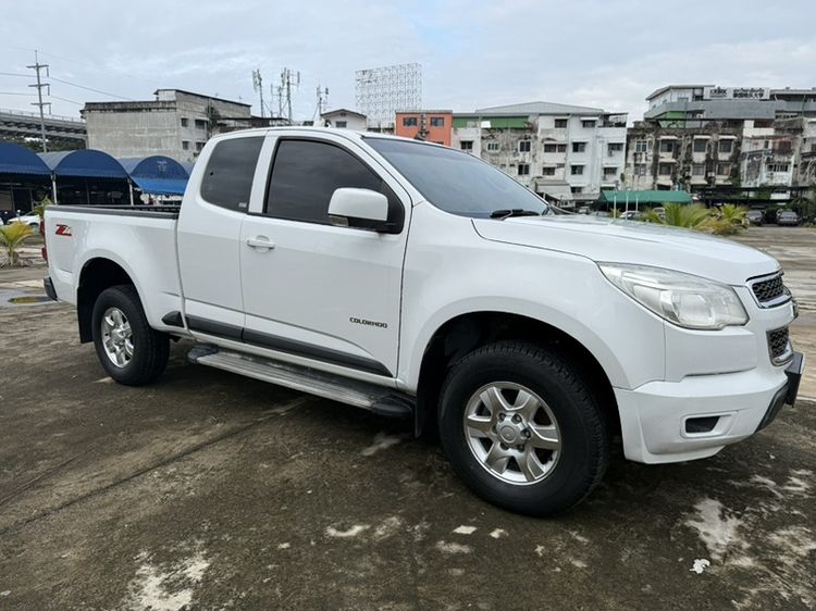 รถ Chevrolet Colorado 2.5 LT Z71 สี ขาว