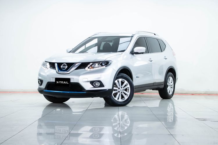 รถ Nissan X-Trail 2.0 V Hybrid 4WD สี เทา