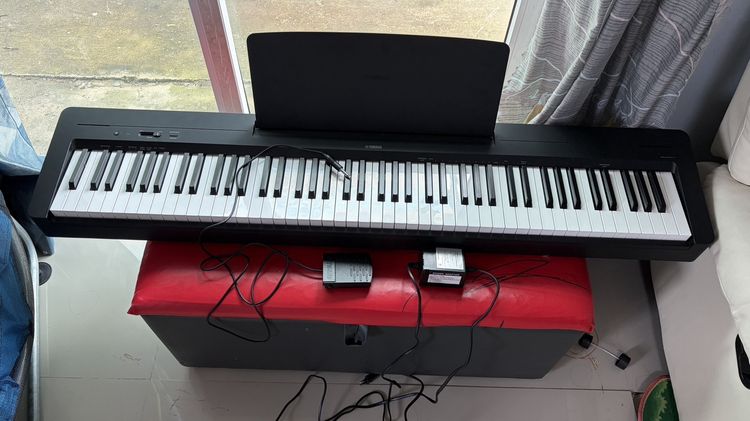 เปียโนไฟฟ้า YAMAHA P145B
