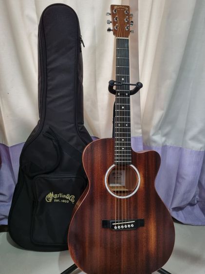 กีตาร์โปร่งไฟฟ้า Martin ooocjr 10e streetmaster