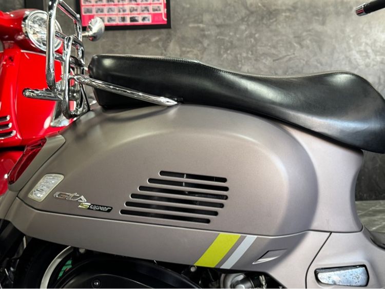 Vespa GTS Super Tech 300 hpe รูปที่ 8