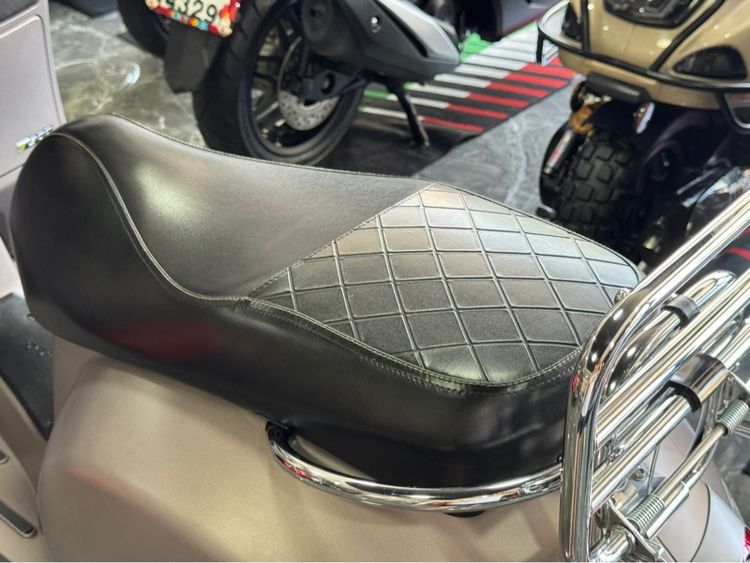 Vespa GTS Super Tech 300 hpe รูปที่ 5
