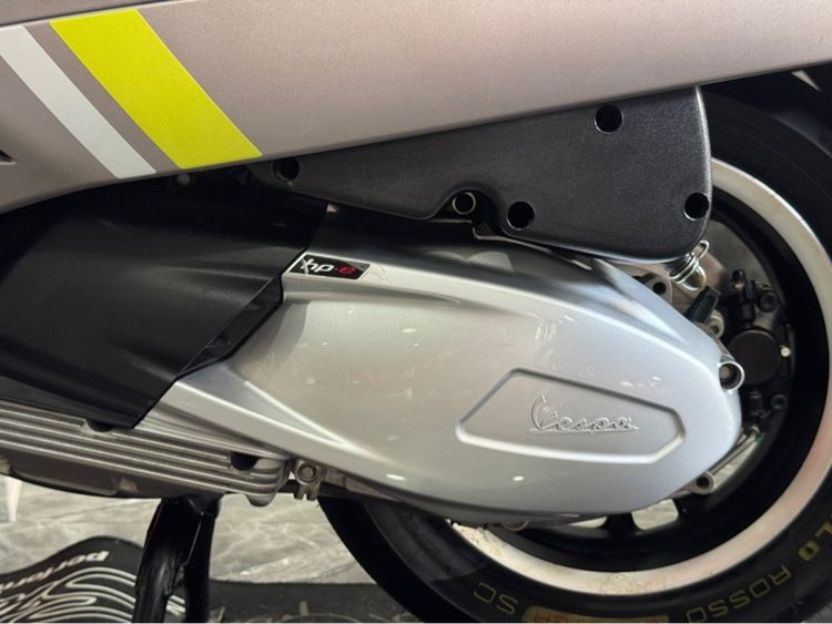 Vespa GTS Super Tech 300 hpe รูปที่ 14