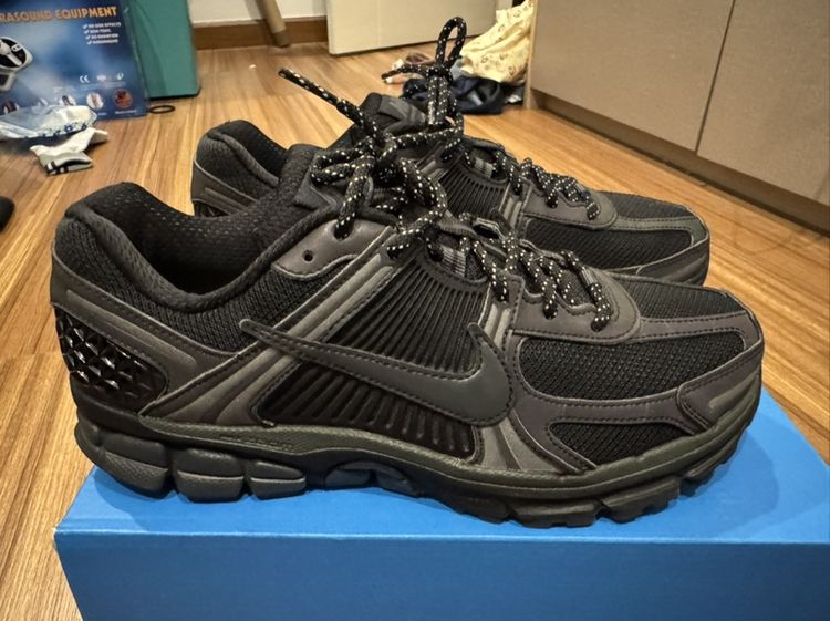 NIKE ZOOM VOMERO 5 รูปที่ 6