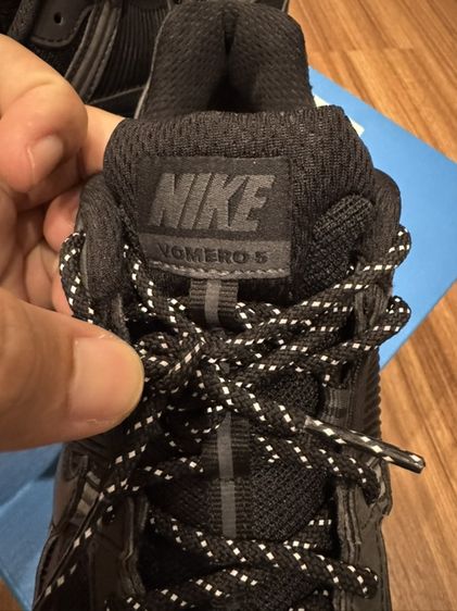 NIKE ZOOM VOMERO 5 รูปที่ 4