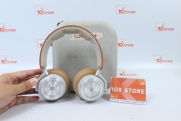 B AND O BeoPlay HX
