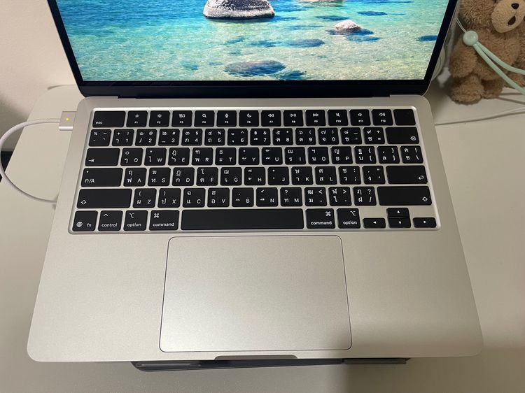 MacBook Air 13 inch, M5 2026 16 GB SSD 512GB