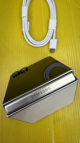 Samsung Z Flip8-ใหม่เลยละ รูปที่ 5