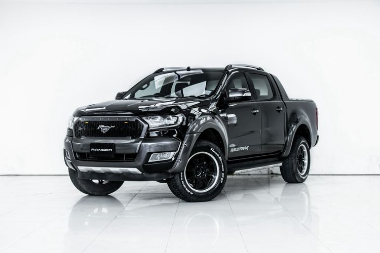 รถ Ford Ranger 2.2 Hi-Rider Wildtrak สี ดำ
