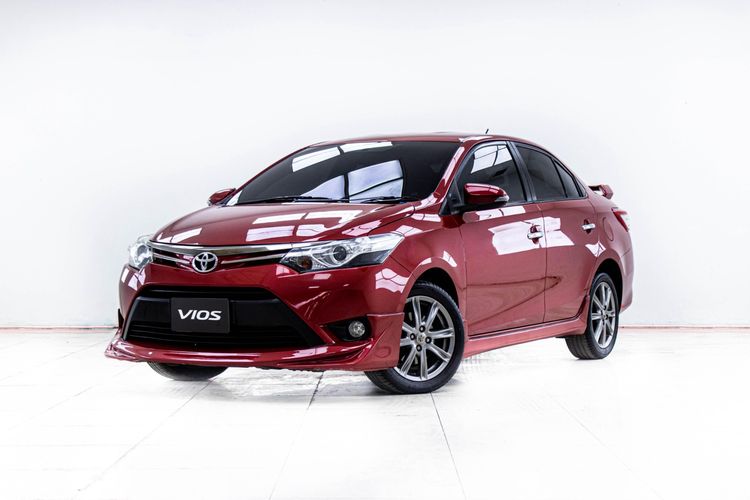 รถ Toyota Vios 1.5 S สี แดง