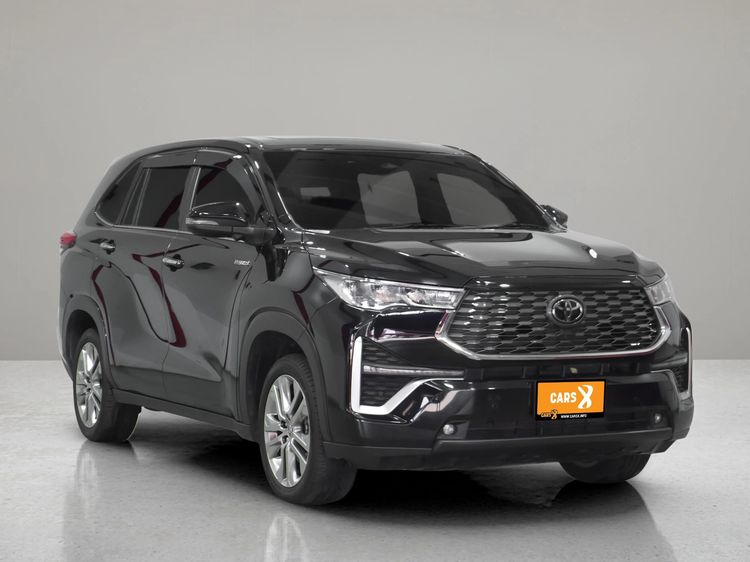 Toyota Innova 2024 2.0 Zenix HEV Premium Utility-car ไฮบริด ไม่ติดแก๊ส เกียร์อัตโนมัติ ดำ รูปที่ 4