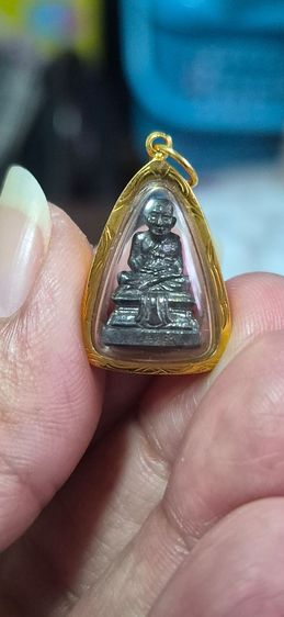 หลวงปู่ทวดเลี่ยมกรอบทอง 18k