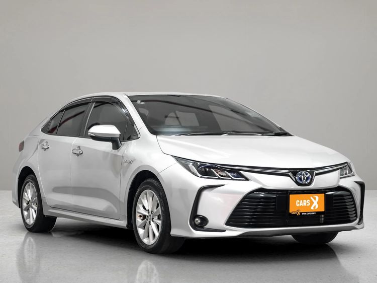 Toyota Altis 2021 1.8 Hybrid Smart Sedan ไฮบริด ไม่ติดแก๊ส เกียร์อัตโนมัติ บรอนซ์เงิน รูปที่ 3