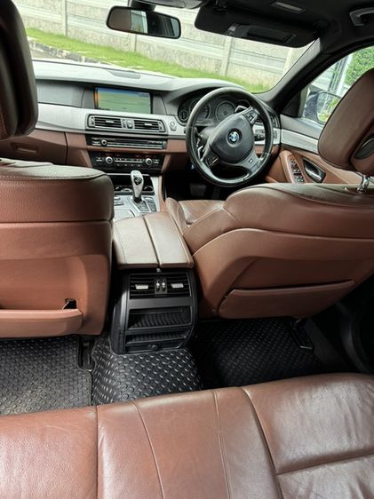 BMW Series 5 2013 528i Sedan เบนซิน เกียร์อัตโนมัติ ขาว รูปที่ 2