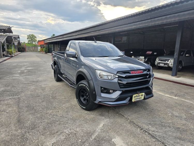 รถ Isuzu D-MAX 3.0 V-Cross Z 4WD สี เทา