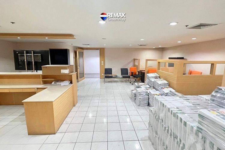 Office for rent Jewellery Centre Building 226.28 Sq.mt. ready to move in Special offer 41,000 THB รูปที่ 4