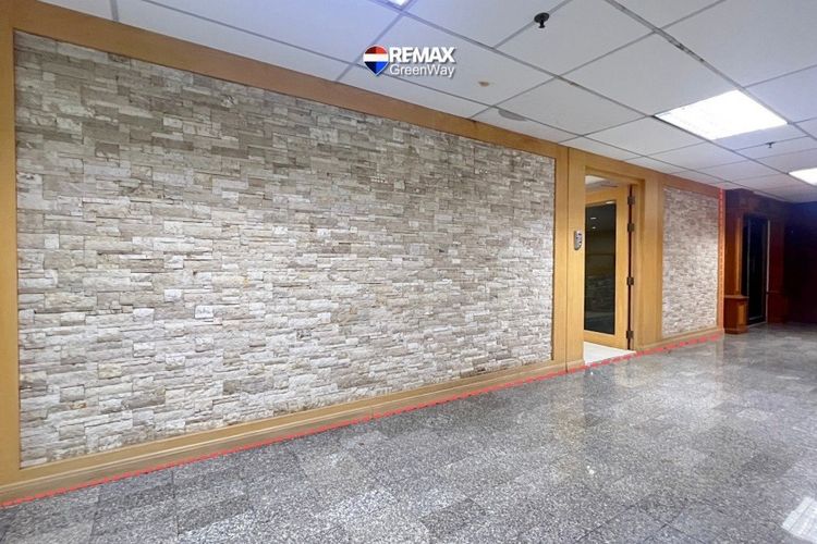 Office for rent Jewellery Centre Building 226.28 Sq.mt. ready to move in Special offer 41,000 THB รูปที่ 2