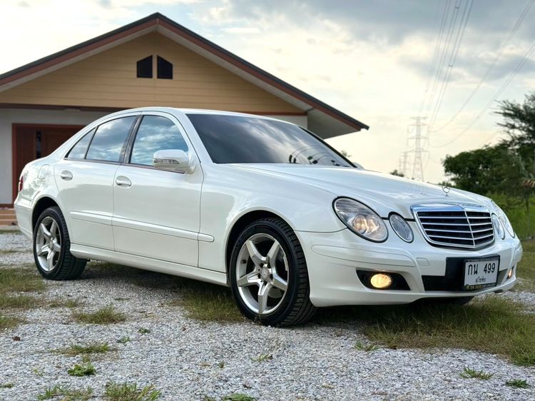 รถ Mercedes-Benz E-Class E200 Kompressor สี ขาว