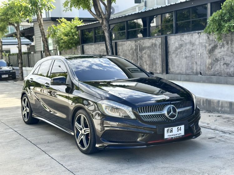 รถ Mercedes-Benz A-Class A250 สี ดำ
