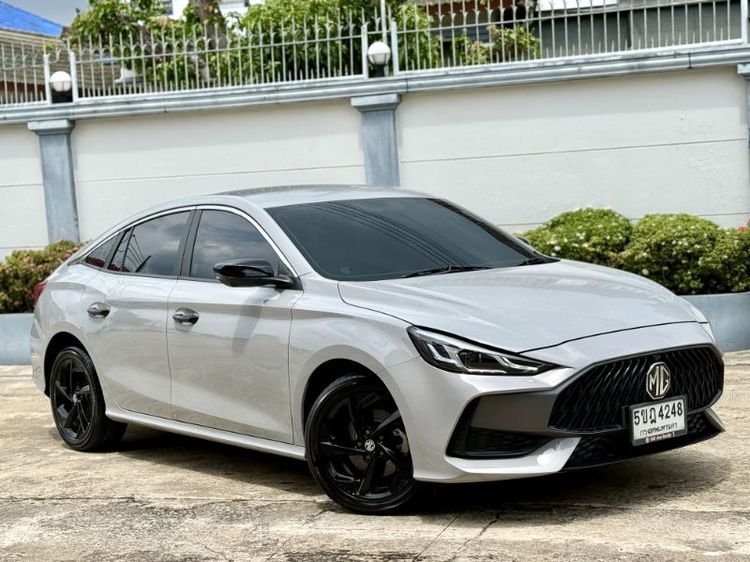 รถ MG MG5 1.5 D+ สี เทา