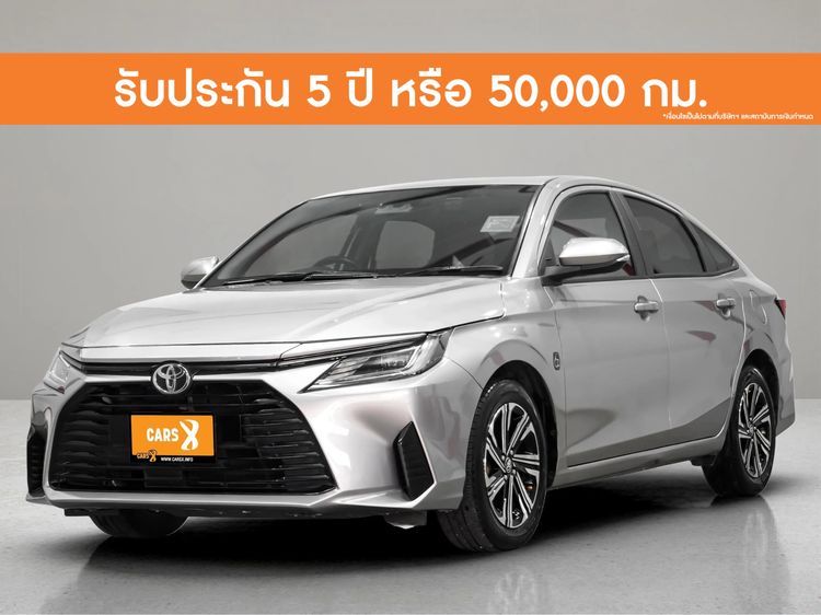 รถ Toyota Yaris ATIV 1.2 Smart สี บรอนซ์เงิน