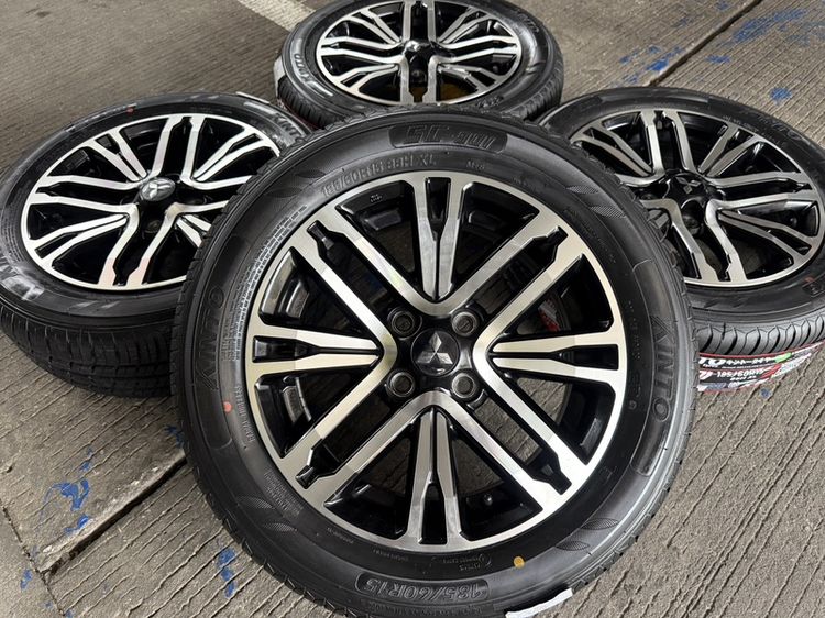Mitsubishi Attrage ขอบ 15 นิ้ว Top🔥