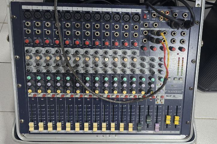 qsc kw152 รูปที่ 2