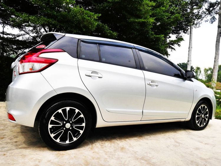 Toyota Yaris 2014 1.2 E Sedan เบนซิน ไม่ติดแก๊ส เกียร์อัตโนมัติ บรอนซ์เงิน รูปที่ 4